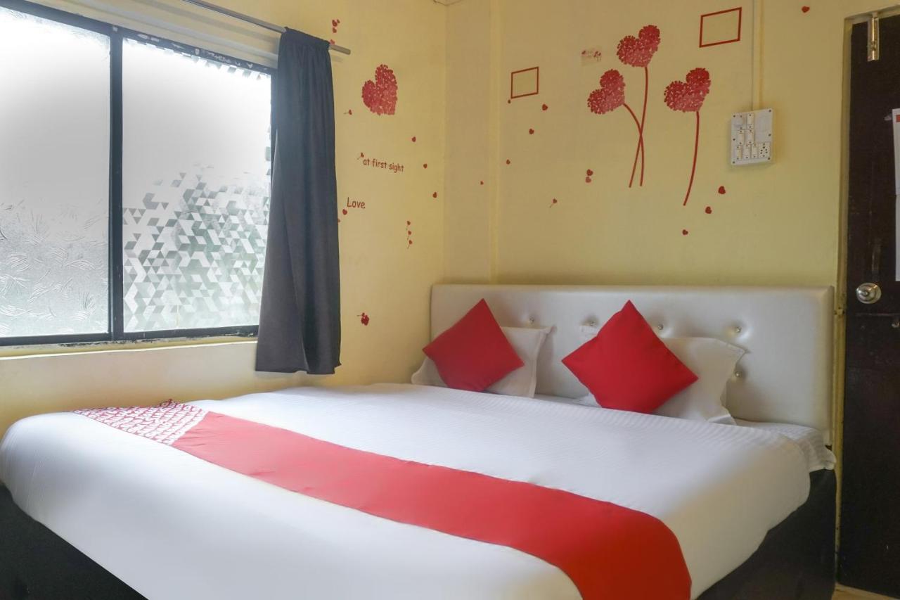 Hotel O R K Hotel Pimpri-Chinchwad Esterno foto